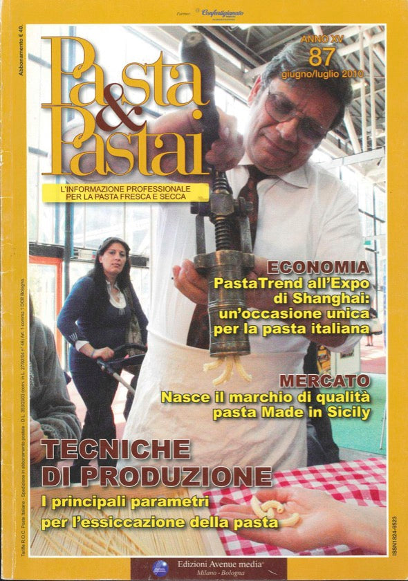 Giovanni Fabbri sulla copertina della rivista Pasta&Pastai